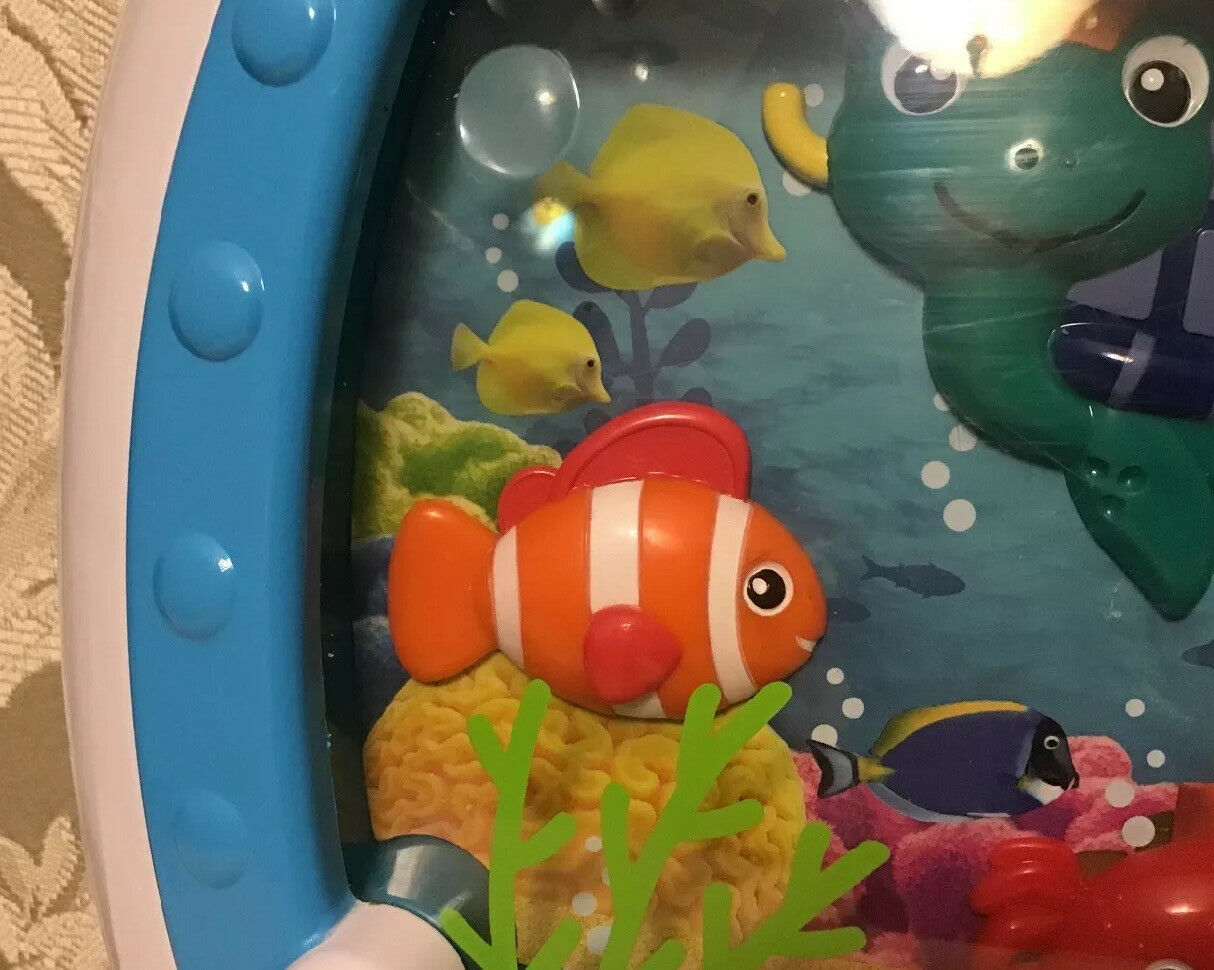 Baby Einstein Sea Dreams Sleep Soother Music Crib Toy Fish Tank