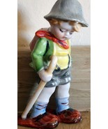 Occupied Japan Boy with Backpack Cane, Oversized Shoes Figurine 5.5 Inches - €10,14 EUR