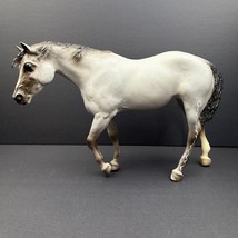 Breyer #882 Ichilay the Crow Horse RETIRED Grey Indian Pony Tattoo Snake - $1,100.96 MXN