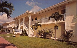 Coral Gables Florida Bermuda Court Motel~South Dixie Hwy~Route 1 Postcard 1960s - £6.44 GBP