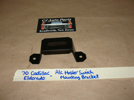 OEM 70 Cadillac Eldorado A/C MASTER VACUUM SWITCH MOUNTING BRACKET - $39.59
