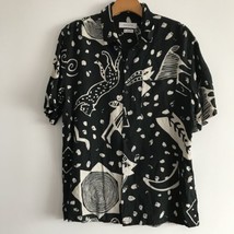 Urban Outfitters Camp Shirt M Wild Life Abstract Collared Short Sleeve Button - £18.07 GBP