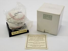 I) 1999 AVON Fine Collectibles Mark McGwire Replica Signature Baseball H... - $8.27 CAD