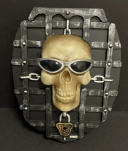 Halloween Animated Talking Skull 3D Picture Frame Gemmy Haunted Plaque T... - $37.39