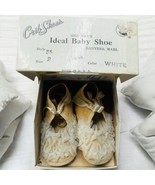 Vtg Mrs. Day&#39;s IDEAL BABY Lacey Pink Crib Shoes w/ Box Size 2 Danvers Mass - $353.75 MXN
