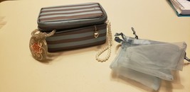 Thirty-One Baubles &amp; Bracelets Case (new) PERFECT STRIPE - £18.14 GBP