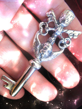 Haunted Antique Pin Master Circles Seven Gifts Of Heaven Illuminati Ooak Magick - £7,773.18 GBP