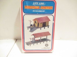 HO TRAINS- VINTAGE LIFE-LIKE 01347 PIKESVILLE JUNCTION KIT-SEALED- NEW- ... - $8.07