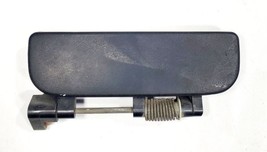 Left Exterior Door Handle PN 82820-50F0 OEM 1997 Suzuki X90 Blue 2Dr - $847.00 MXN