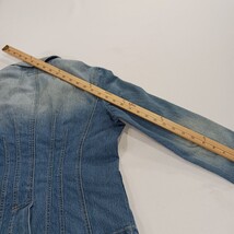 YMI RN#104369 Women's Blue Distressed Denim Jacket Pockets Size Medium image 10