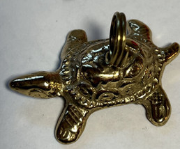 Pendant Turtle Brass Molded 2 Inches Cleaned and Polished - £3.15 GBP