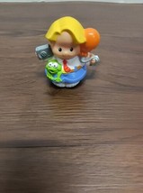 Fisher Price Little People - Eddie Holding Balloon 2004 - Camera Action Figure - $3.99