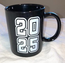 2025  Coffee Cocoa MUG   FOR THE GRADUATE New 2025 BLACK AND WHITE - $183.33 MXN