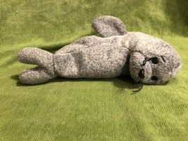 Ty Beanie Babie  Slippery the Seal Toy plushy - $11.65
