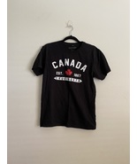 Voyager Canada True North Black T-shirt Size M - $12.00