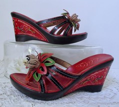Elite by Corkys Waco Red Slide Wedge Sandals 8M Leather 3-D Flowers Tooled Artsy - £21.86 GBP