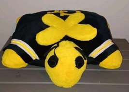 Georgia Tech University 18&quot; NCAA Mascot Pillow Pets Yellow Jacket Black - $18.99