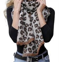 Leto Reversible Leopard Blanket Scarf With Fringe Size One Size - $558.30 MXN