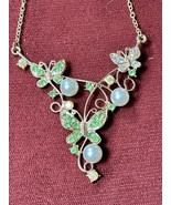 BETSEY JOHNSON GREEN, CRYSTAL AND PEARL FLOWER CLUSTER 20&quot; NECKLACE - €32,77 EUR