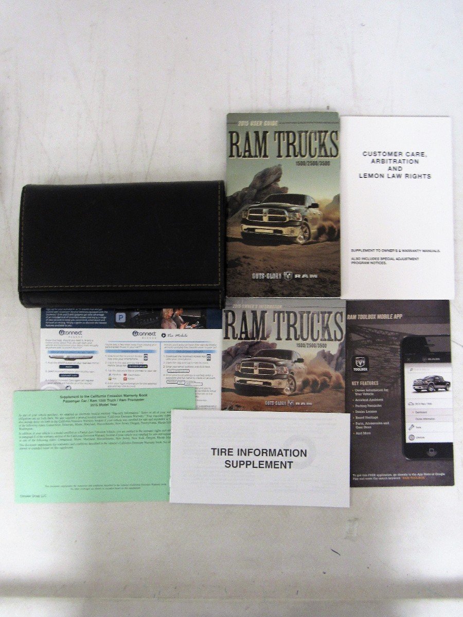 2015 Ram Trucks 1500 / 2500 / 3500 Owners Manual book [Paperback] unknow... - $44.10