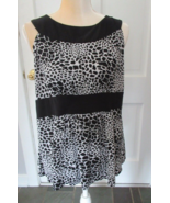 Black and white animal print STRETCH sleeveless Top size L - $4.99