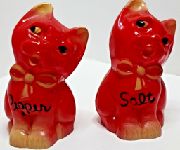 Vintage Celluloid Salt Shaker CUTE RED CATS SINGING Kitsch GOLD RIBBON - $10.35
