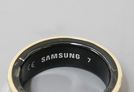 Samsung Galaxy Ring Size 7 - Titanium Gold SM-Q507NZKAXAR image 4