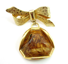 Imitation AMBER CHARM Triangular BOW BROOCH Vintage Pin  Grass Bark  Gol... - $12.99