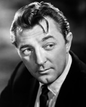 Robert Mitchum 11x14 Photo iconic studio portrait 1960 - $14.99