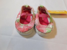 Osh Kosh B&#39;Gosh Girl&#39;s Baby Crib Shoes Size Variations Fuchsia Floral NWOT - £10.13 GBP