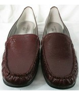 Anne Klein AK iFlex Women&#39;s Brown Loafers Shoes Ak7vama  Size 6.5M  - $15.25