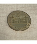 Vintage The Abbey &amp; Palace of Holy Roodhouse Souvenir Challenge Coin KG JD - £15.45 GBP
