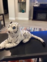 Toy Works White Bengal Tiger 13” Blue Eyes w/Tags Plush Stuffed Animal - £14.01 GBP
