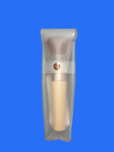 Jane Iredale The Retractable Handi Brush Flat-Head for Pressed Powder  - $23.99