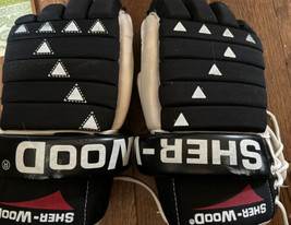 Vintage Sher-Wood Sher-Pro S-4060 14-1.3cm Neri &amp; Bianchi Hockey Guanti ... - $80.68