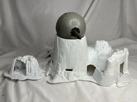Lot Of 2 Vintage 1982 Star Wars Micro Collection Hoth Ion Cannon Wampa Cave Set - £19.46 GBP