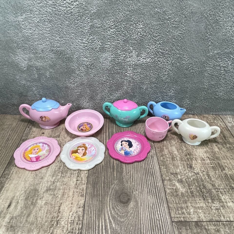 Disney Princess Tea Set Cinderella Aurora Belle Tiana Plastic Plates Cups - $9.49