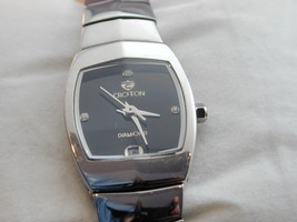 Ladies Croton Stainless Steel Diamond Wrist Watch Black Dial Date - $29.99