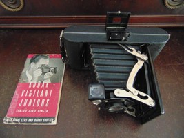 ** VINTAGE ** Kodak Vigilant Junior Six-20 Folding Camera & Manual – 1940s - $540.55 MXN ** VINTAGE ** Kodak Vigilant Junior Six-20 Folding Camera & Manual – 1940s - $540.55 MXN