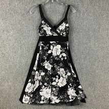 Trixxi Dress Women&#39;s Small A-Line Floral Black White Polyester Blend S - $25.11 CAD