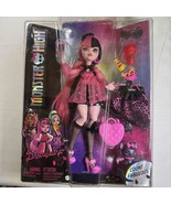 Monster High Draculaura Doll Vampire Count Fabulous Pet Set Fashion Matt... - $38.29 CAD