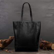 Spring Retro Leather Bag Large Capacity Women&#39;s Niche Simple Shoulder Cr... - £82.93 GBP