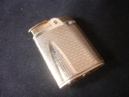 Old Vtg Ronson Veraflame Princess Gold Tone Cigarette Lighter I.J. Initials - $19.95