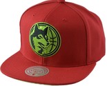 Minnesota Timberwolves Mitchell &amp; Ness NBA Basketball Grinch Men&#39;s Snapb... - £22.25 GBP