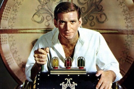 Rod Taylor color The Time Machine 11x17 Mini Poster - £14.14 GBP