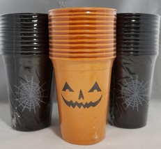 Design Group Plastic Cups 12 Cups 14oz Capacity - $12.86