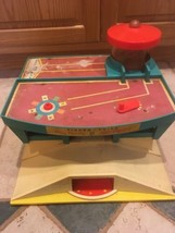 VINTAGE FISHER PRICE AIR PORT 996 SEEMS SOLID - $30.75
