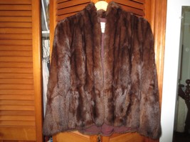 Hess&#39;s Vtg. Ladies Brown Mink Fur Stole w/Hook &amp; Eye Closure &amp; 2 Hand Openings - £62.25 GBP