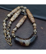 Ágata soleimani tibetana del Himalaya, con collar de cuentas pumtek de B... - €140,87 EUR