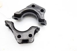 06-12 MERCEDES-BENZ W251 R350 FRONT SWAY BAR BRACKETS PAIR E0498 image 8